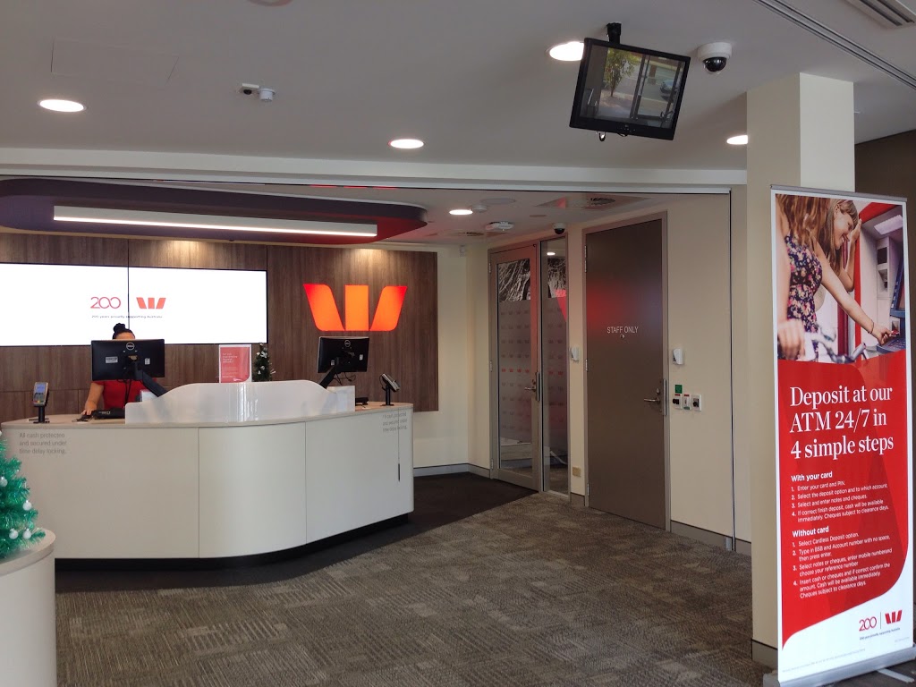 Westpac Branch | bank | Shops 1-3/263 Princes Hwy, Corrimal NSW 2518, Australia | 0242229433 OR +61 2 4222 9433