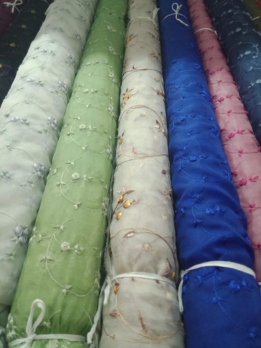 My Hung Fabrics | home goods store | 94A John St, Cabramatta NSW 2166, Australia | 0297273428 OR +61 2 9727 3428
