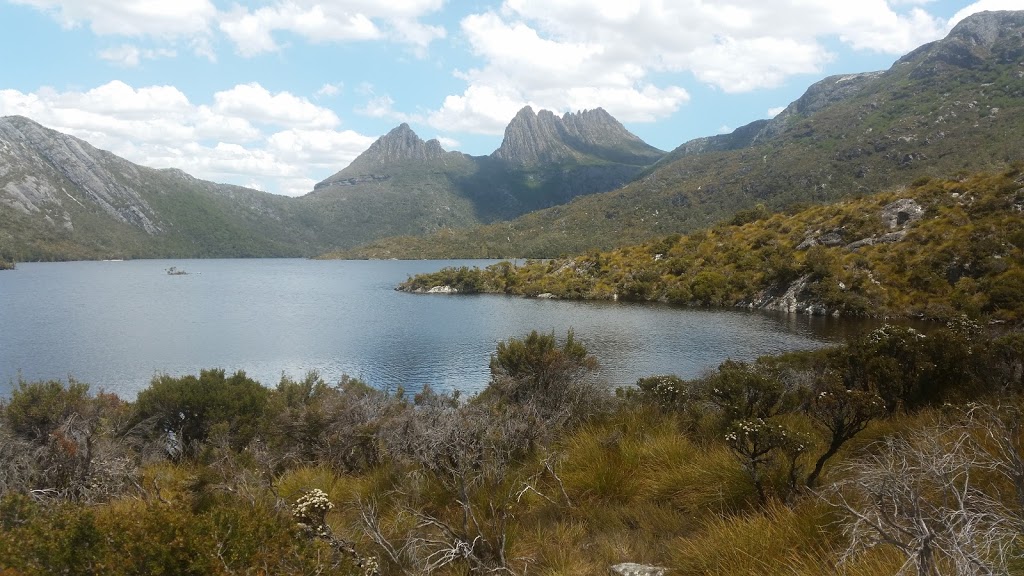 Cradle Mountain, Tasmania | Suttons Tarn Track, Cradle Mountain TAS 7306, Australia