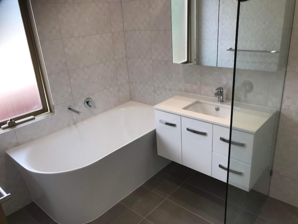 A1 BATHROOM RENOVATIONS & HANDYMAN SERVICES | 3 Flynn Ct, Kilmore VIC 3764, Australia | Phone: 0413 713 014