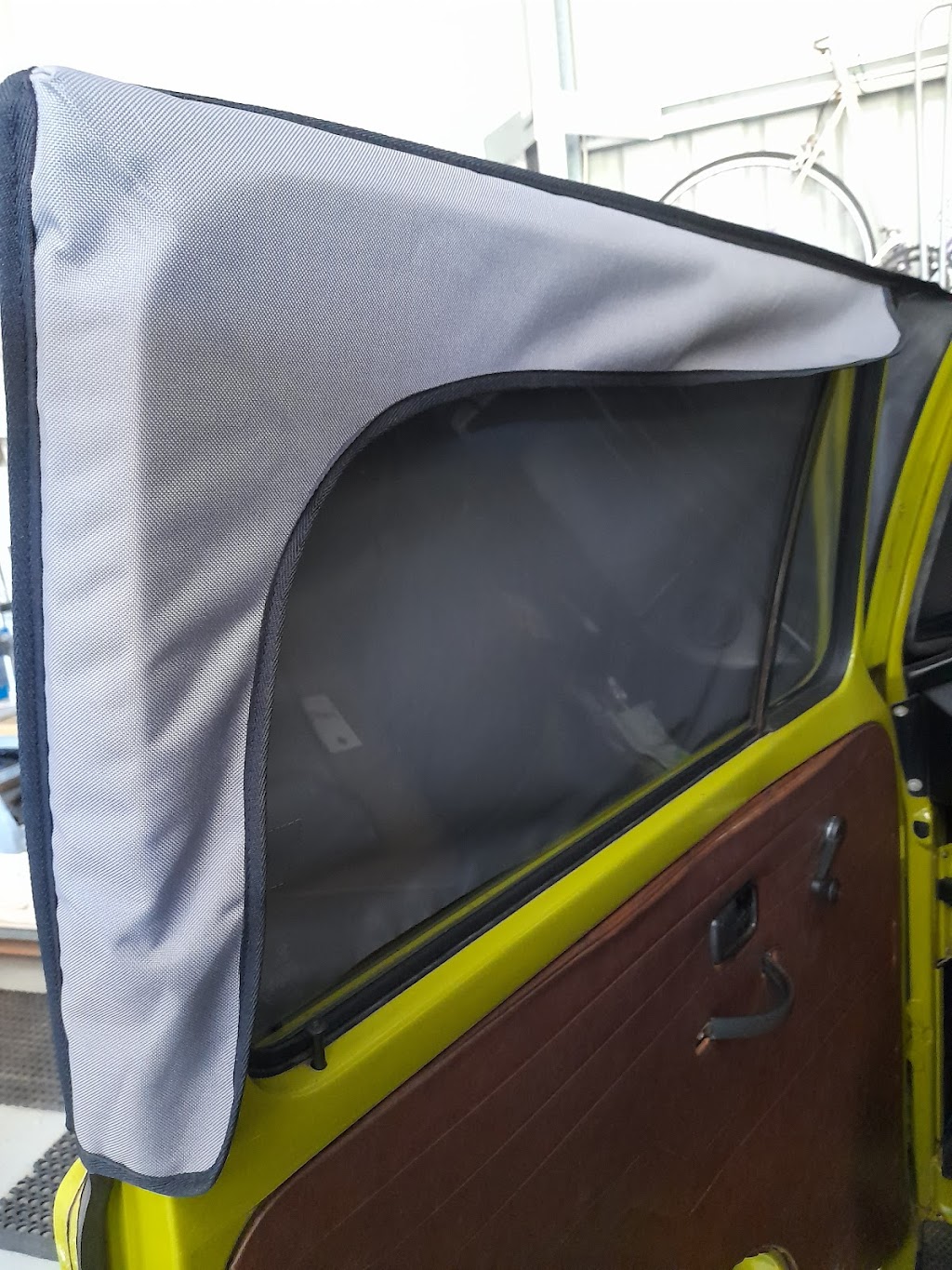 MAD BUS BITS | 1409 Bucca Rd, Nana Glen NSW 2450, Australia | Phone: 0432 264 488