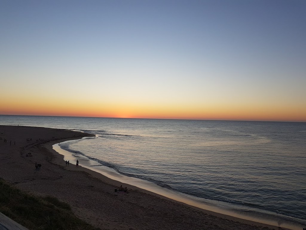 Robert Point | park | Halls Head Parade, Halls Head WA 6210, Australia