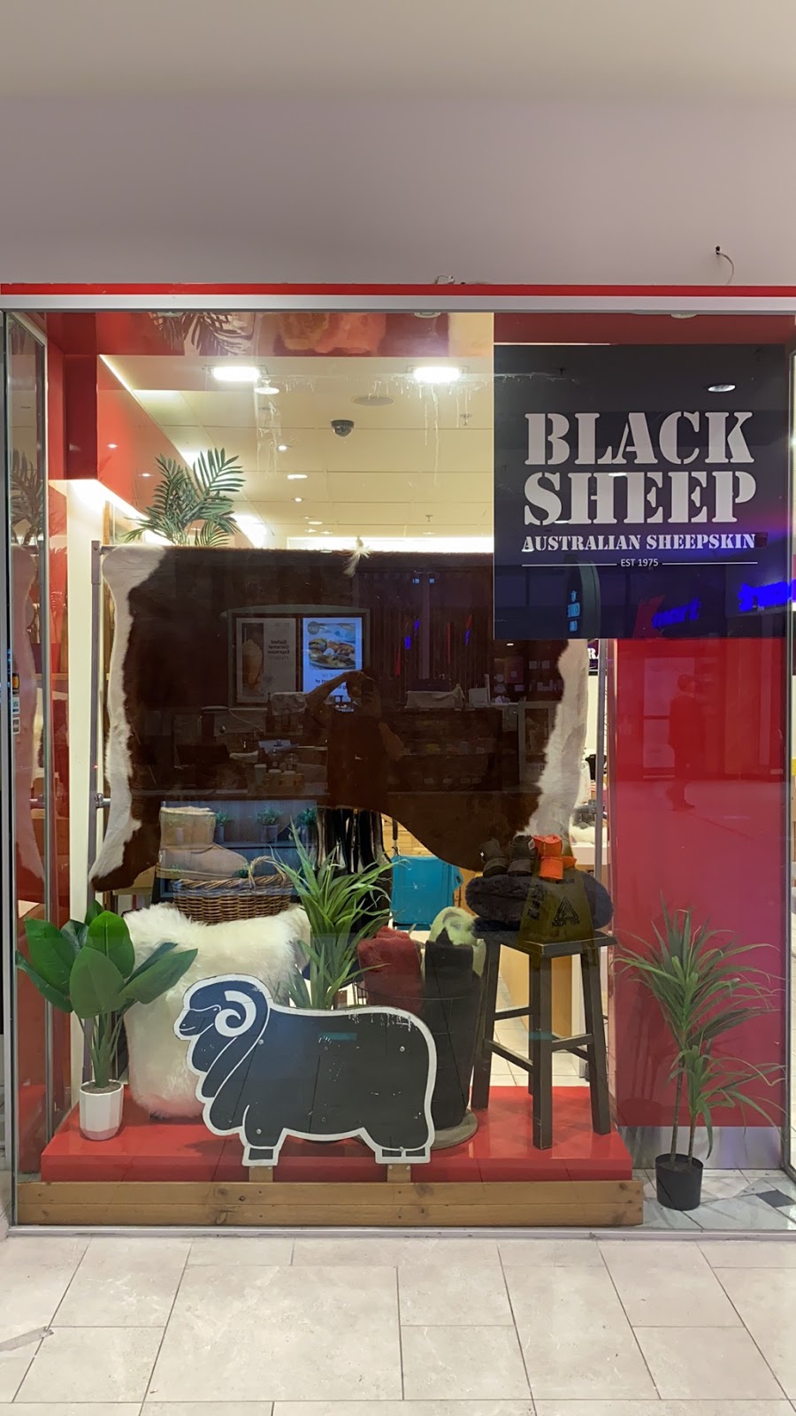 BLACK SHEEP AUSTRALIAN SHEEPSKIN - ALTONA GATE | shoe store | Shop GO42, Altona Gate, 124-134 Millers Rd, Altona North VIC 3025, Australia | 0406696252 OR +61 406 696 252