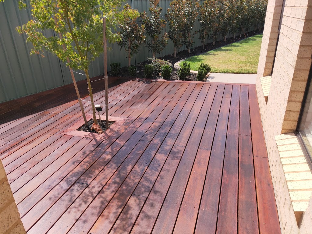 Refresh A Deck | general contractor | 489 Gerogery Rd, Table Top NSW 2640, Australia | 0419011319 OR +61 419 011 319