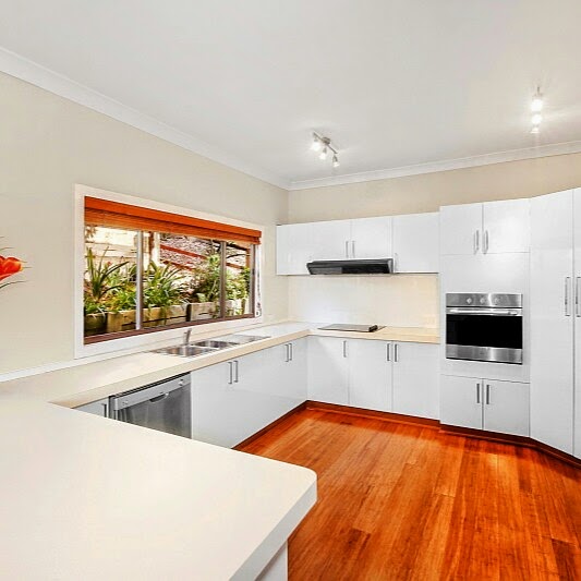 Pacific Views Beach House | 77 Scenic Hwy, Terrigal NSW 2260, Australia | Phone: 0414 583 294