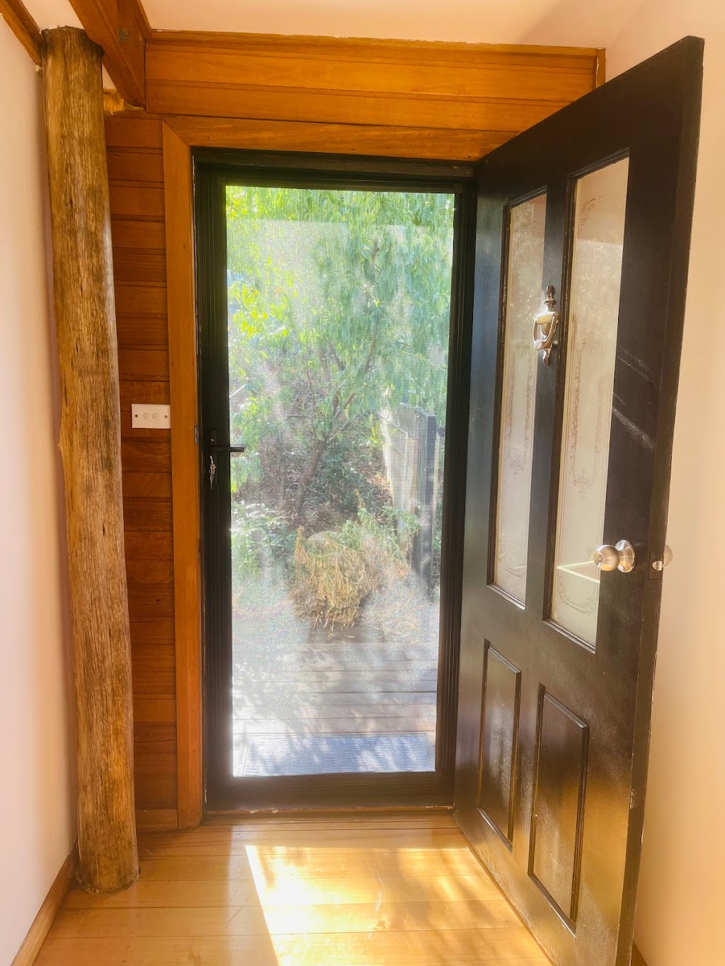 Scenic Screens Hobart | Unit 11/8 Cessna Wy, Cambridge TAS 7170, Australia | Phone: 0438 196 273 Scenic Screens Hobart | Unit 11/8 Cessna Wy, Cambridge TAS 7170, Australia | Phone: 0438 196 273