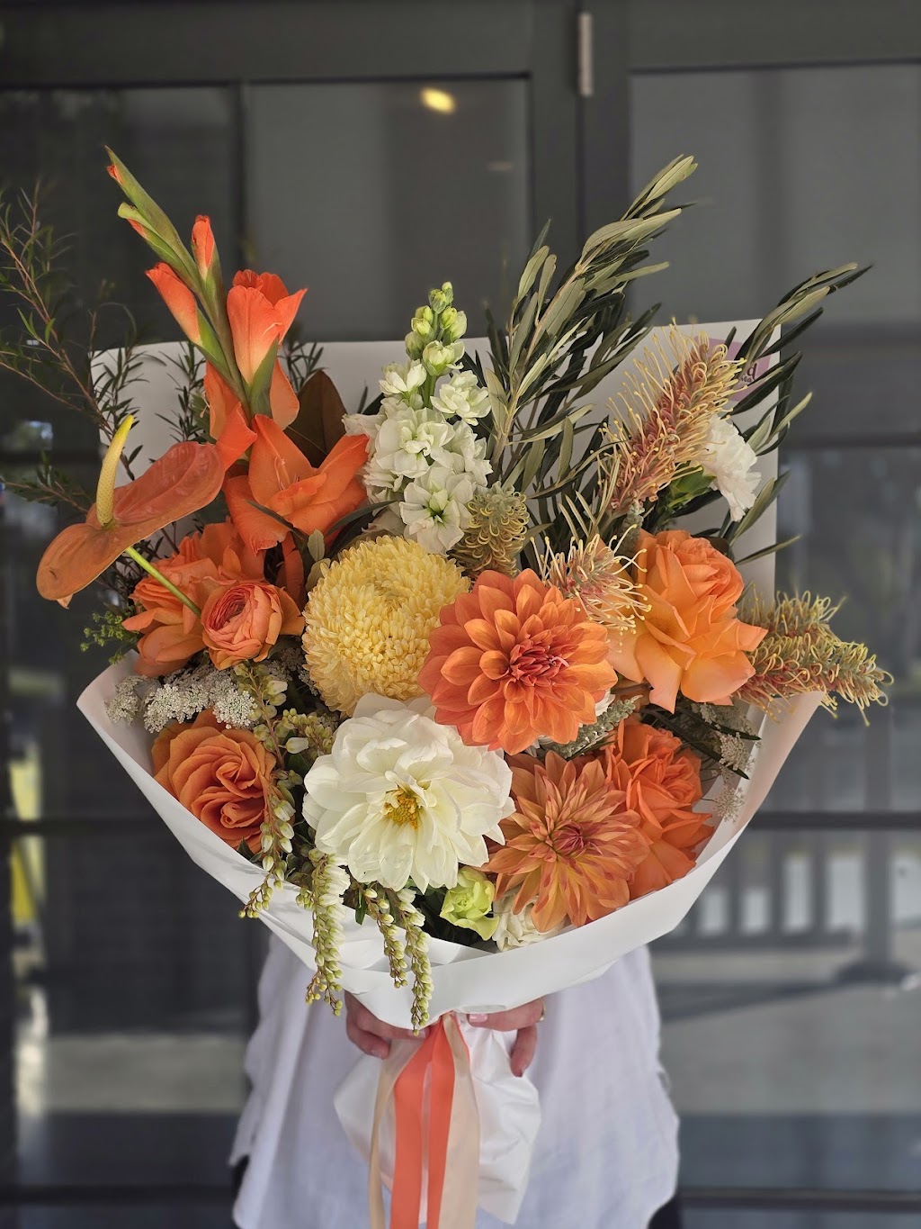 Hansford Flowers | 58 Hansford Rd, Coombabah QLD 4216, Australia | Phone: 0414 914 215