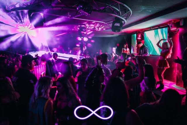 Infinite Lounge & Danceclub | night club | 92 McKenzie St, Melton VIC 3337, Australia | 0413591299 OR +61 413 591 299