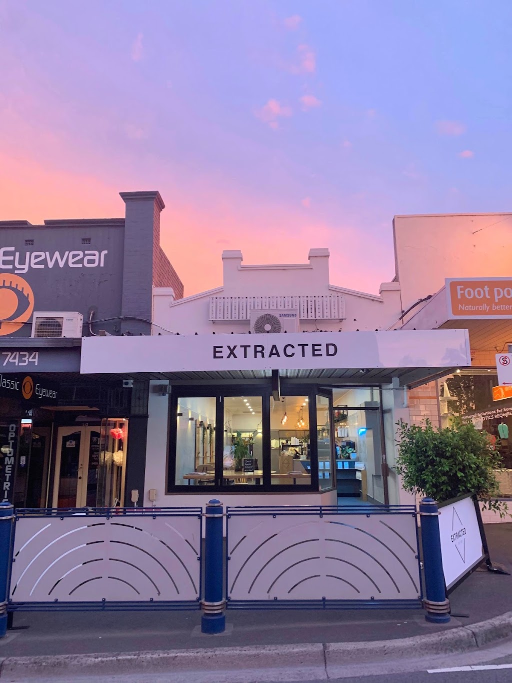 Extracted | cafe | 215 Upper Heidelberg Rd, Ivanhoe VIC 3079, Australia | 0394991545 OR +61 3 9499 1545