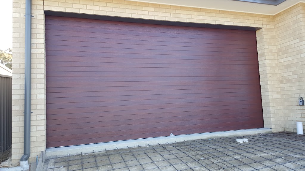 ACT Garage Doors | 13/27 Temperley St, Nicholls ACT 2913, Australia | Phone: 0418 621 785