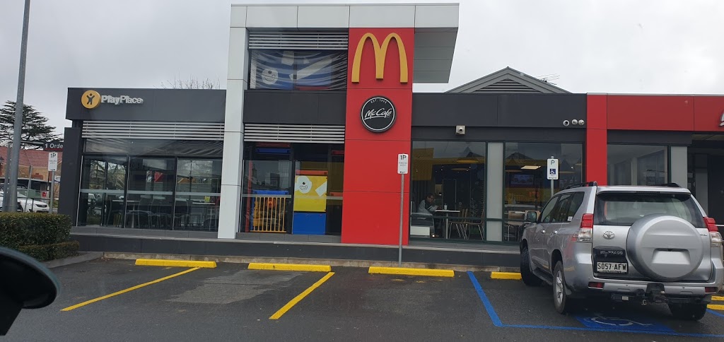 McDonalds Mount Barker | meal takeaway | 9a/11 Walker St, Mount Barker SA 5251, Australia | 0883982399 OR +61 8 8398 2399