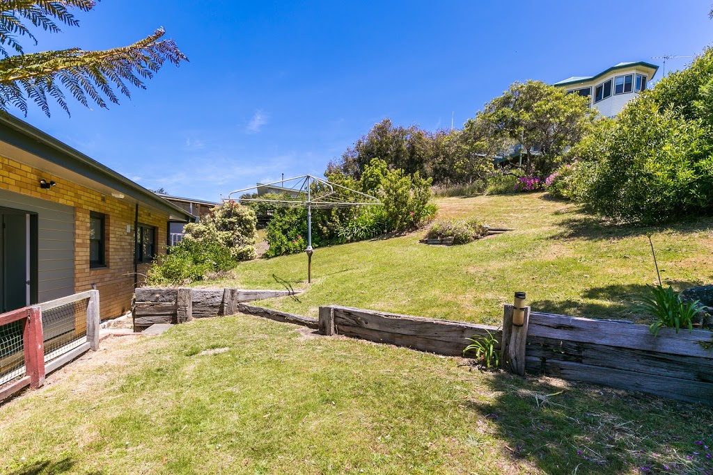 Saltwater - Lorne Holiday Stays | 81 Hall St, Lorne VIC 3232, Australia | Phone: 0497 226 952