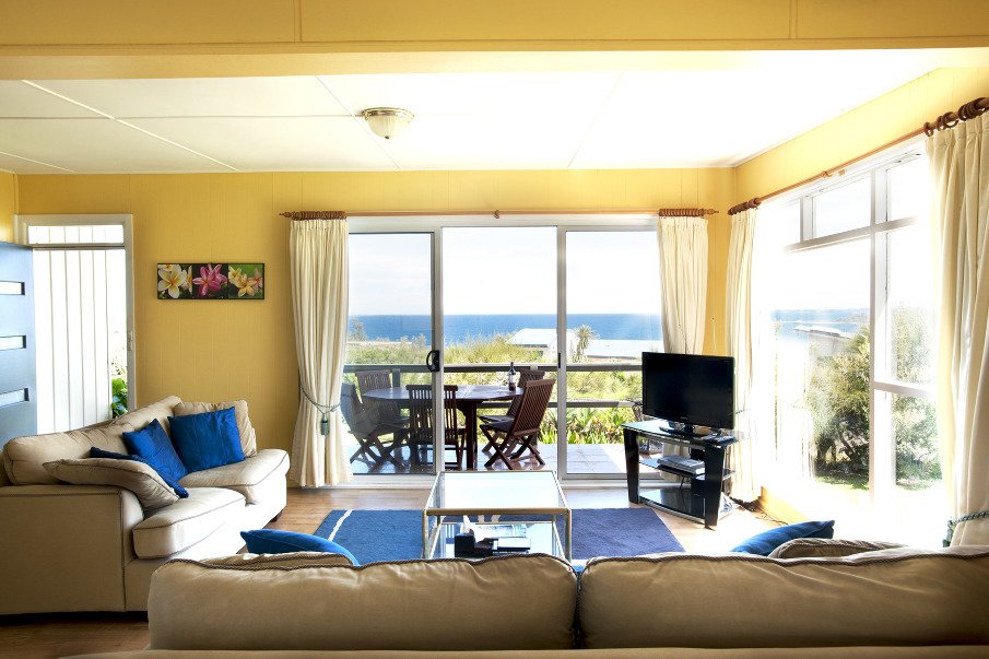 Cest La Vie Manyana | lodging | 38 Sunset Strip, Manyana NSW 2539, Australia | 0412600476 OR +61 412 600 476