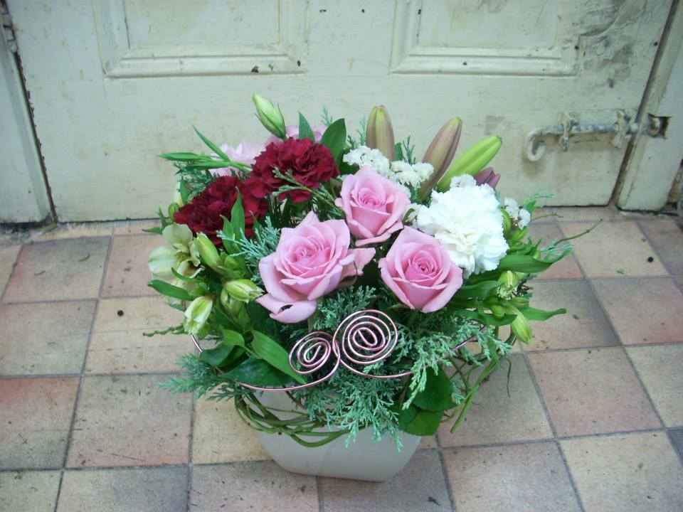 Korumburra Florist | 48 Commercial St, Korumburra VIC 3950, Australia | Phone: (03) 5655 2777