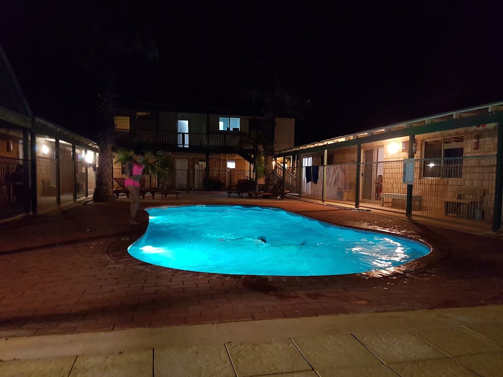 Bay Lodge Denham | 113 Knight Terrace, Denham WA 6537, Australia | Phone: (08) 9948 1278