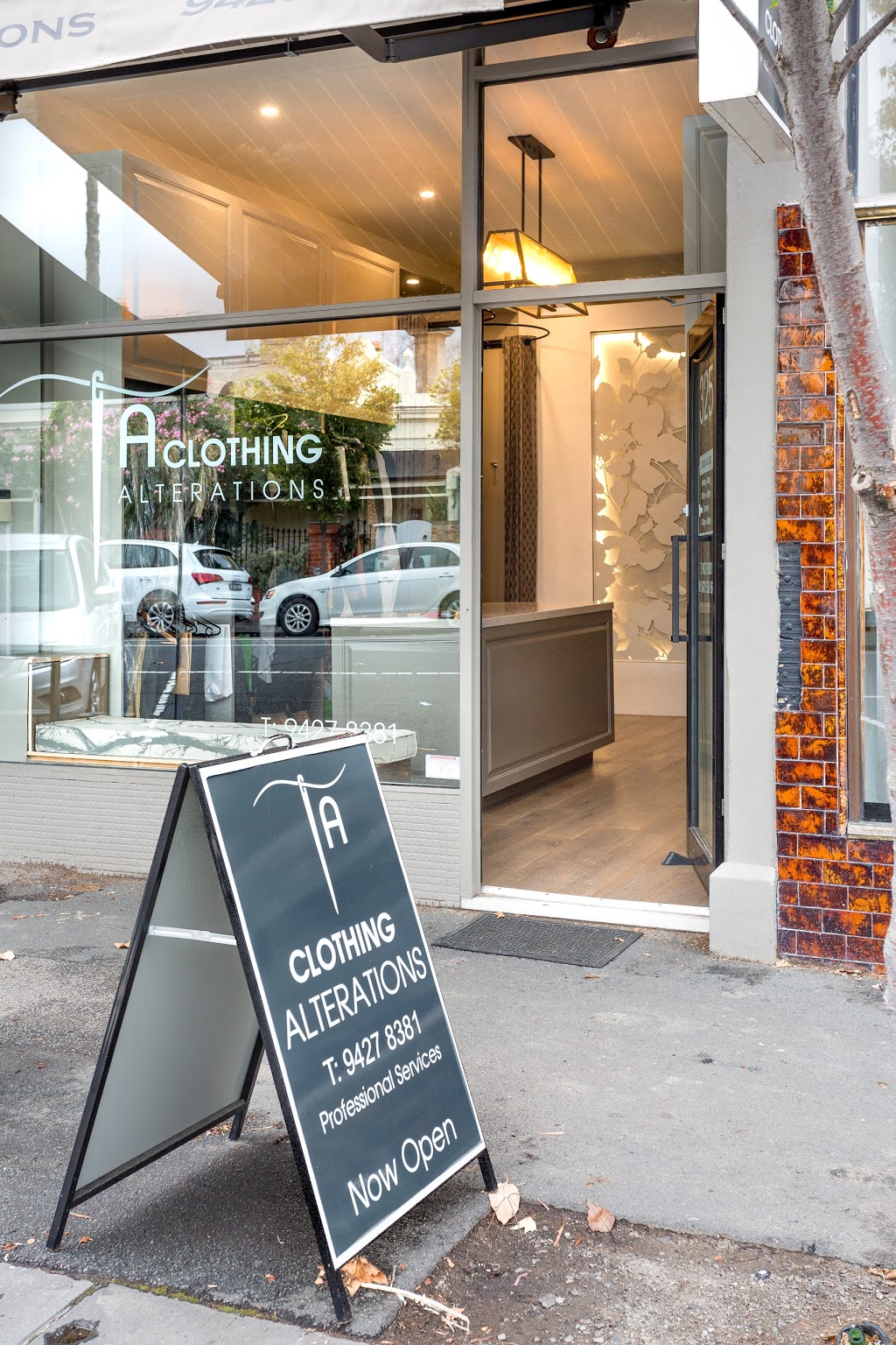TA Alterations & Tailoring | clothing store | 325 Lennox St, Richmond VIC 3121, Australia | 0394278381 OR +61 3 9427 8381