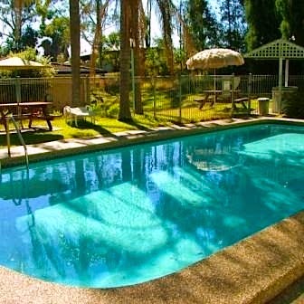 Pine Lodge Motel | lodging | 25 Clarence St, Woolgoolga NSW 2456, Australia | 0266541532 OR +61 2 6654 1532