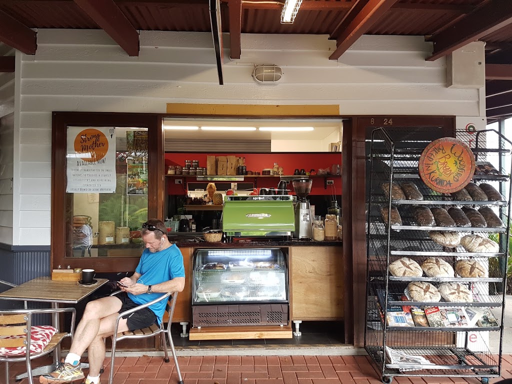 Sprout Juice And Coffee Bar | cafe | 24 Coondoo St, Kuranda QLD 4881, Australia | 0740938256 OR +61 7 4093 8256