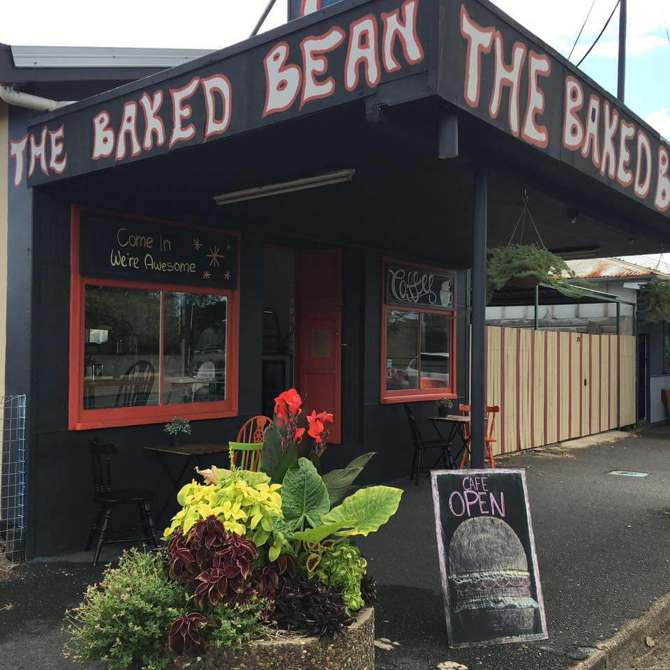 The Baked Bean Cafe | cafe | 35 Dougall St, Bororen QLD 4678, Australia | 0403215333 OR +61 403 215 333