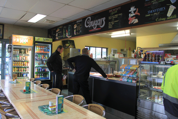 Cougars Cafe and Catering | c/33-37 Murray Rd S, Welshpool WA 6106, Australia | Phone: (08) 9351 5886