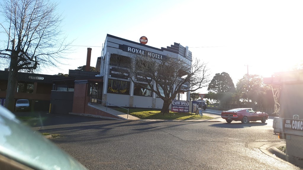 The Royal Hotel Drouin | lodging | 2/4 Main S Rd, Drouin VIC 3818, Australia | 0356251620 OR +61 3 5625 1620