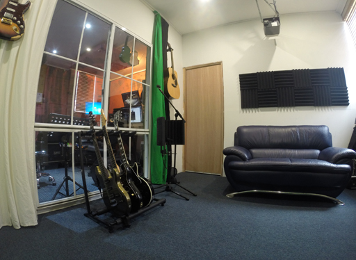 Menai Guitar School |  | 56 Bradman Rd, Menai NSW 2234, Australia | 0431962066 OR +61 431 962 066