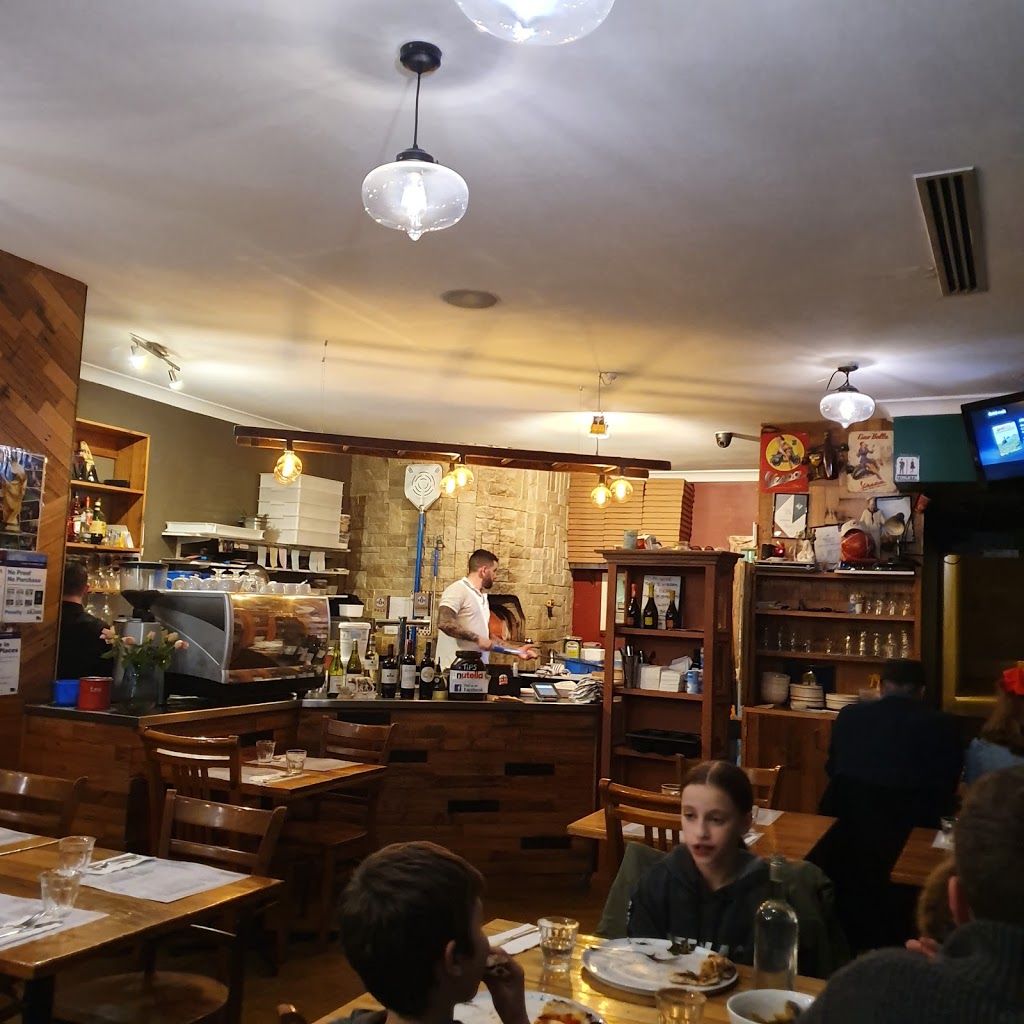 La Lupa Romana | restaurant | 2/11 Leith Rd, Montrose VIC 3765, Australia | 0397286066 OR +61 3 9728 6066