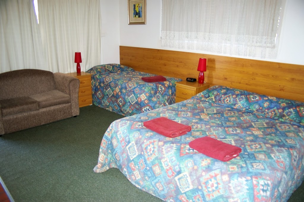 Airport Whyalla Motel | lodging | 145 Lincoln Hwy, Whyalla SA 5608, Australia | 0886452122 OR +61 8 8645 2122