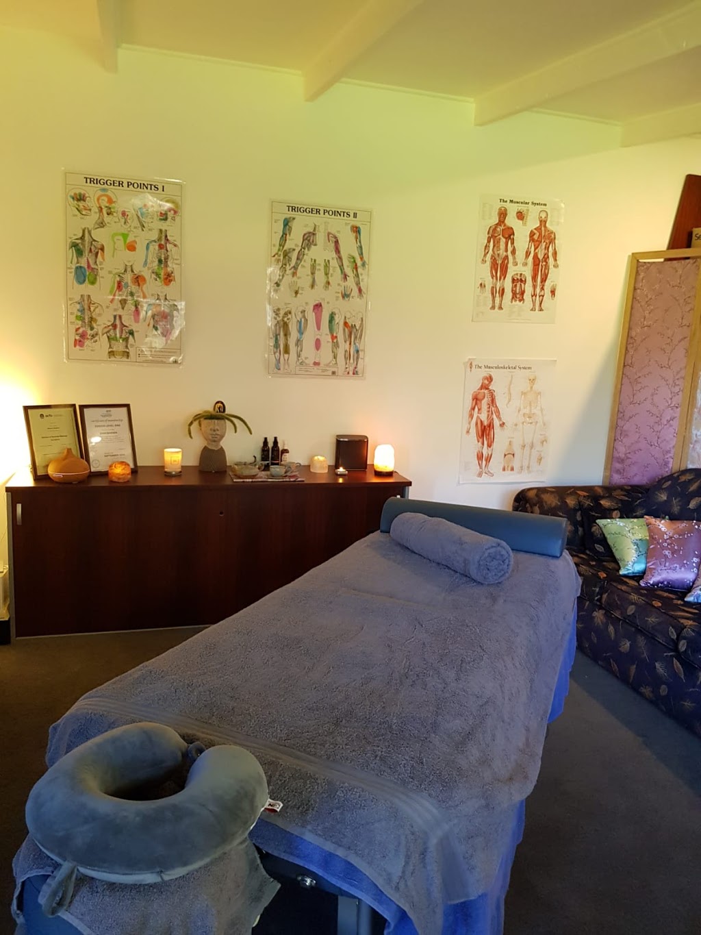 reSoulution massage & wellness | Beenak Rd, Seville VIC 3139, Australia | Phone: 0403 363 675