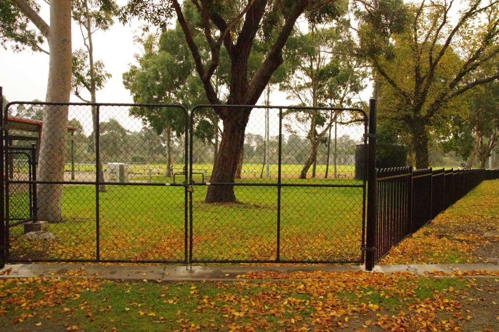 the fencing man | general contractor | 7-9 Tharle St, Dandenong VIC 3175, Australia | 0418353078 OR +61 418 353 078