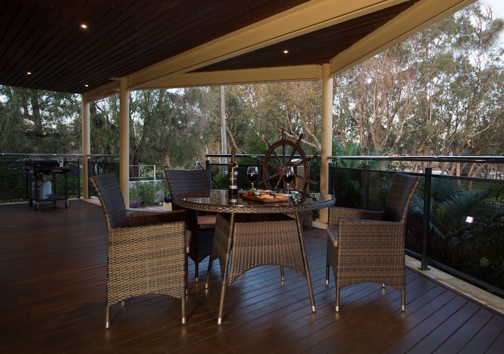 Murray River Lodge Luxury Boutique Accommodation B&B | 203 Culeenup Rd, Mandurah WA 6210, Australia | Phone: 0419 195 575