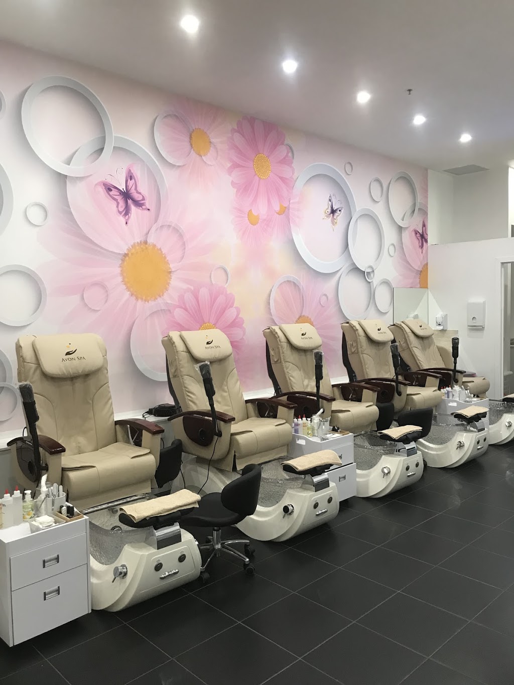 Ruby Nails & Spa | beauty salon | The Avenue Village shopping centre (next to Woolworths, 1/20 Linden Tree Way, Cranbourne North VIC 3977, Australia | 0359172787 OR +61 3 5917 2787