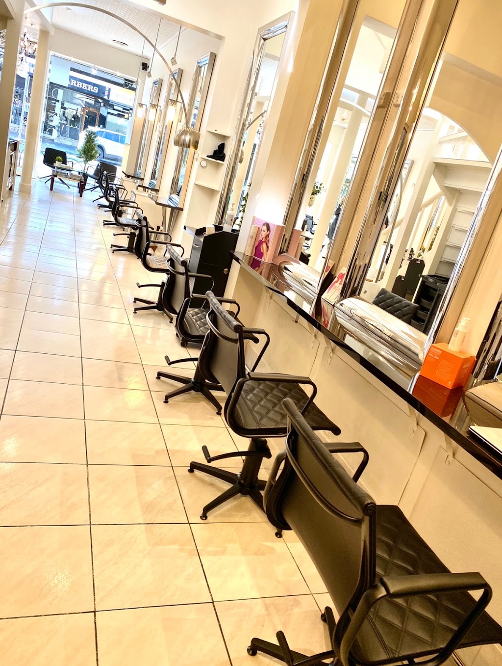 Deco Salon (Hairdressing) Specialists in color EST.1981 | beauty salon | 376 Bay St, Brighton VIC 3186, Australia | 0395961799 OR +61 3 9596 1799