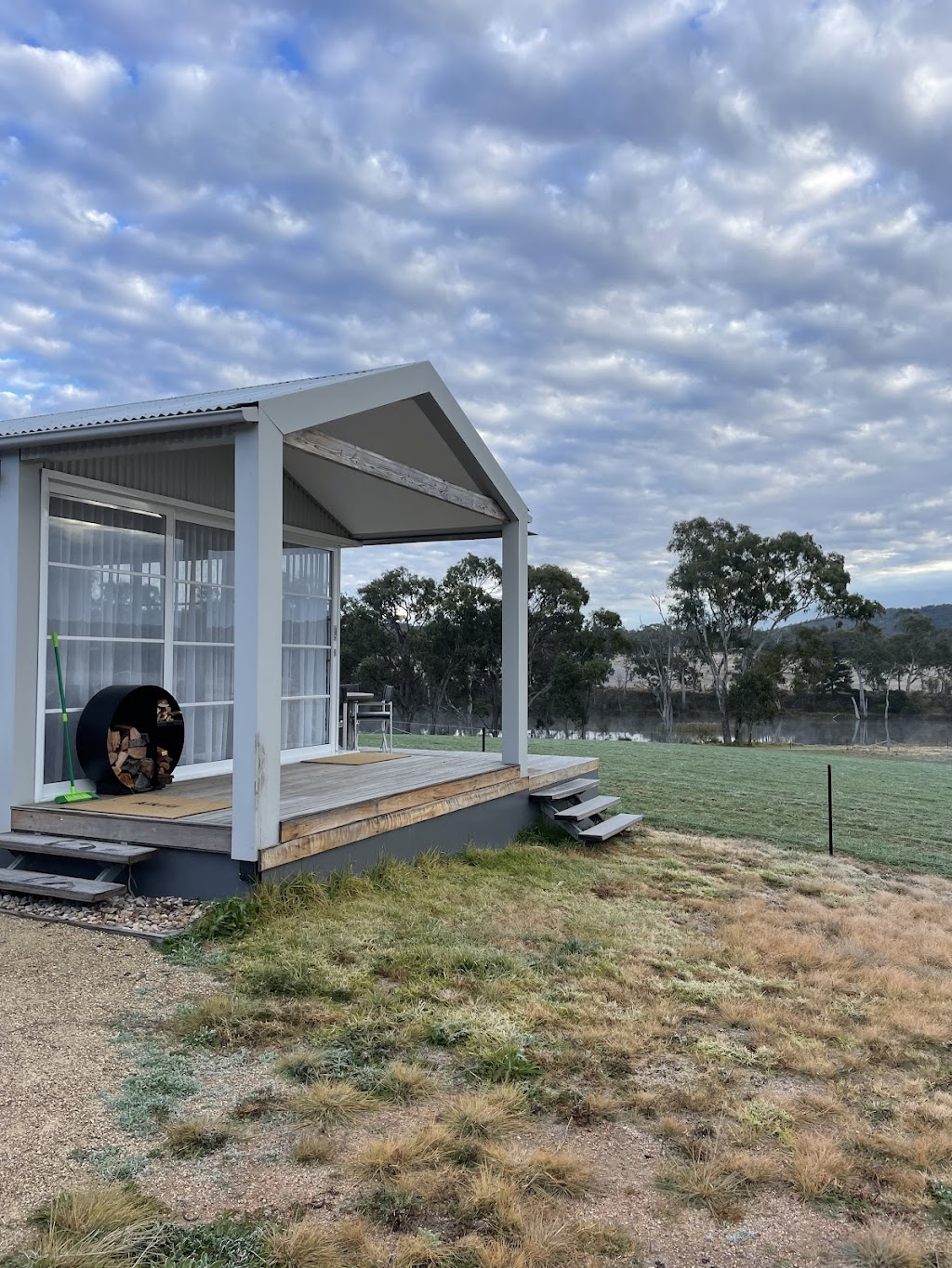 Rock Pool Park | 28064 New England Hwy, Ballandean QLD 4382, Australia | Phone: (07) 5641 0291