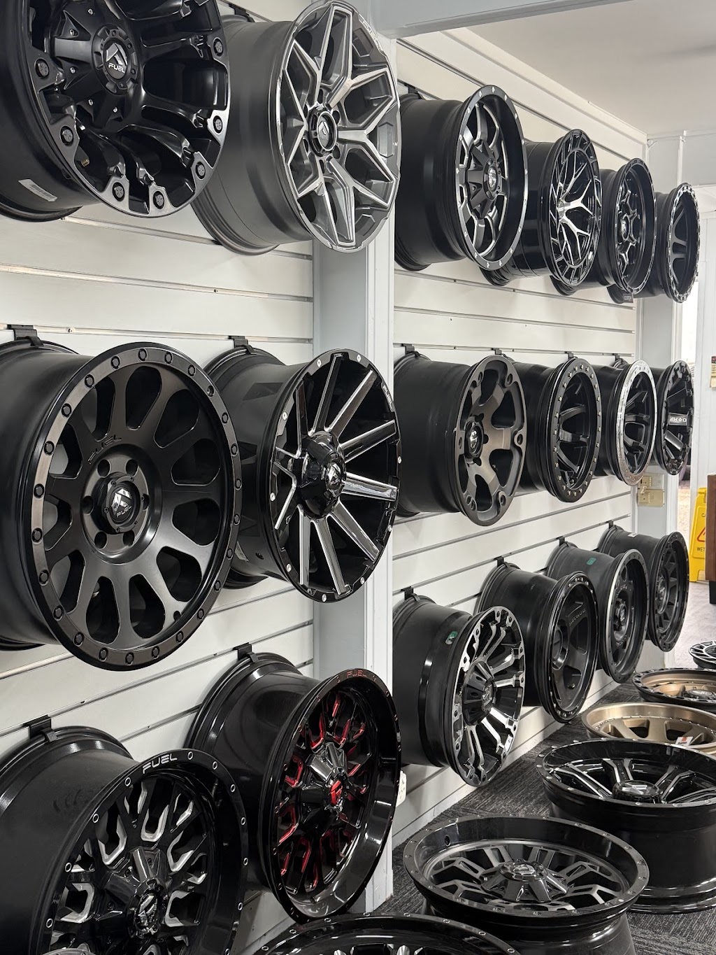 Custom Suspension and Auto Newcastle | 1/5 Ranton St, Cardiff NSW 2285, Australia | Phone: (02) 4058 5805