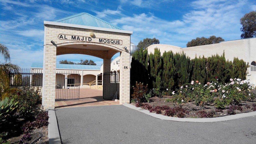 Al Majid Mosque | mosque | 64 Walter Padbury Blvd, Padbury WA 6025, Australia | 0434122237 OR +61 434 122 237