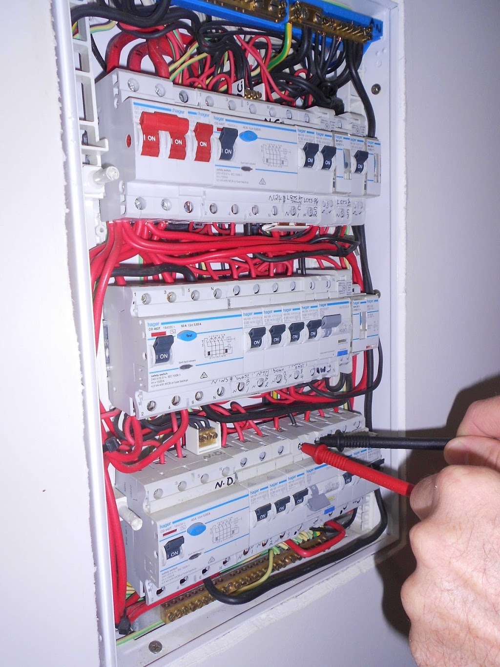 D.E.S. Electrical Contractors | electrician | Brisbane QLD 4306, Australia | 0413220758 OR +61 413 220 758