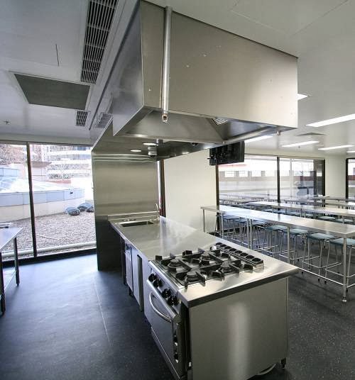 Design & Create Kitchen-Bars Pty Ltd | 1/33 Hobart St, Riverstone NSW 2765, Australia | Phone: (02) 9627 6755