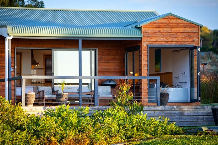 Coastal View Cabins | lodging | 150 Foley Rd, Yanakie, Wilsons Promontory VIC 3960, Australia | 0356871248 OR +61 3 5687 1248