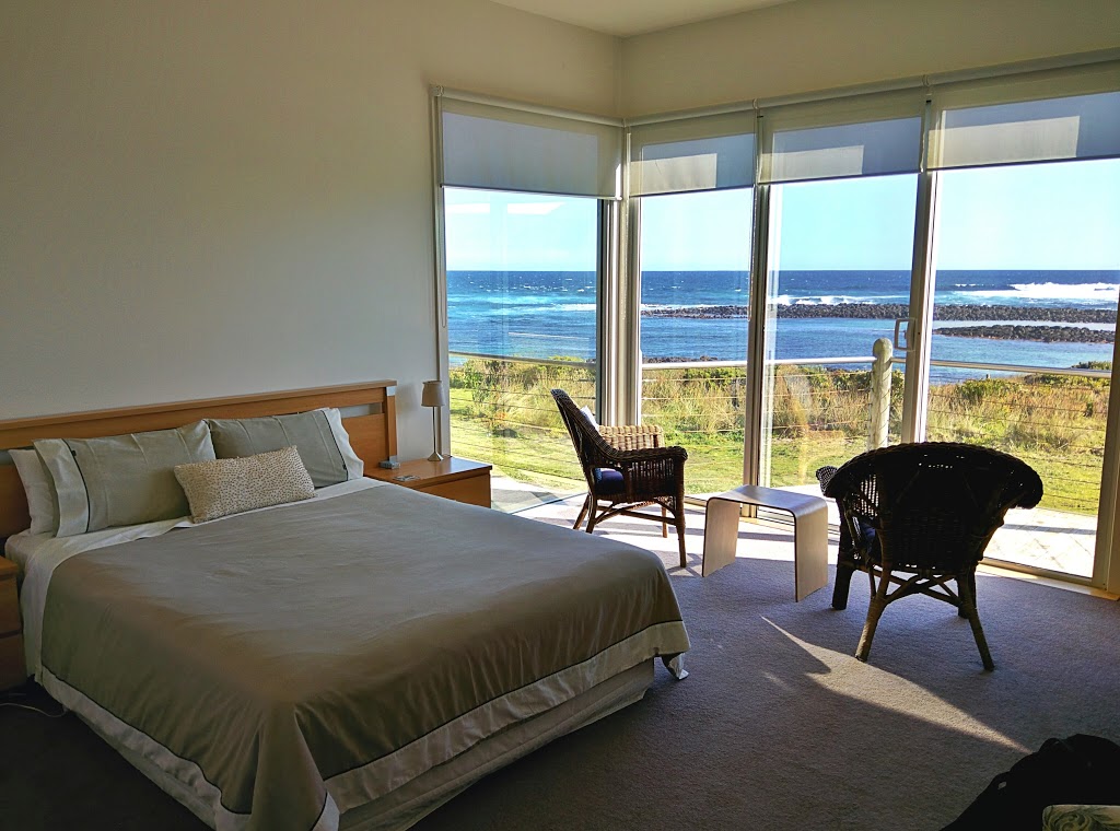 WYTONIA Beachfront Accommodation | real estate agency | 27 Thistle Pl, Port Fairy VIC 3284, Australia | 0355683425 OR +61 3 5568 3425