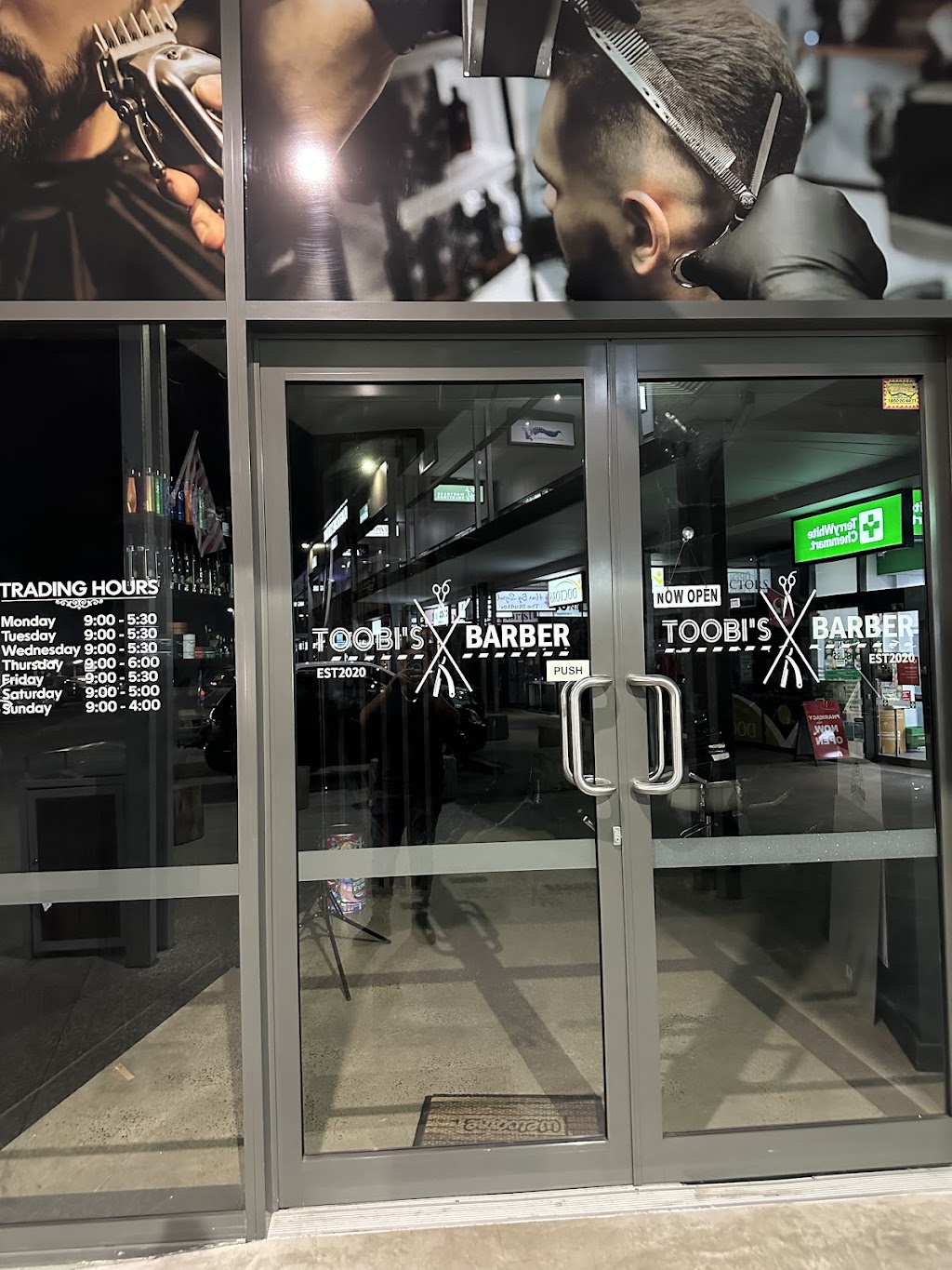 Toobis barber flagstone | 7/25 Bushman Dr, Flagstone QLD 4280, Australia | Phone: (07) 5548 7716