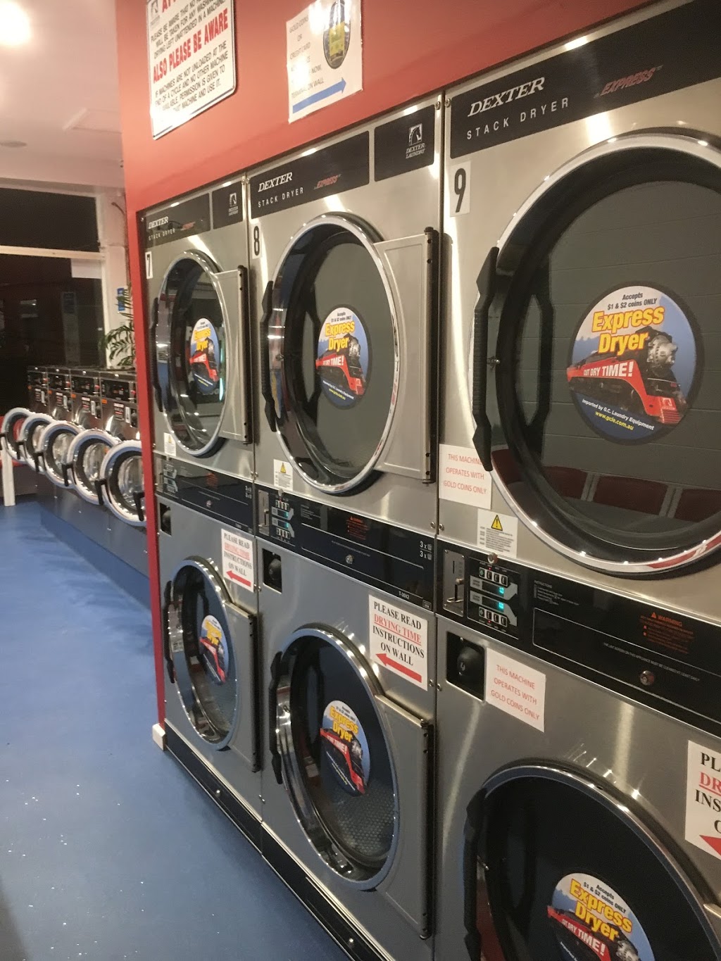 Colyton Red Express Laundromat | laundry | shop 9/30 Day St, Colyton NSW 2760, Australia | 0414395629 OR +61 414 395 629