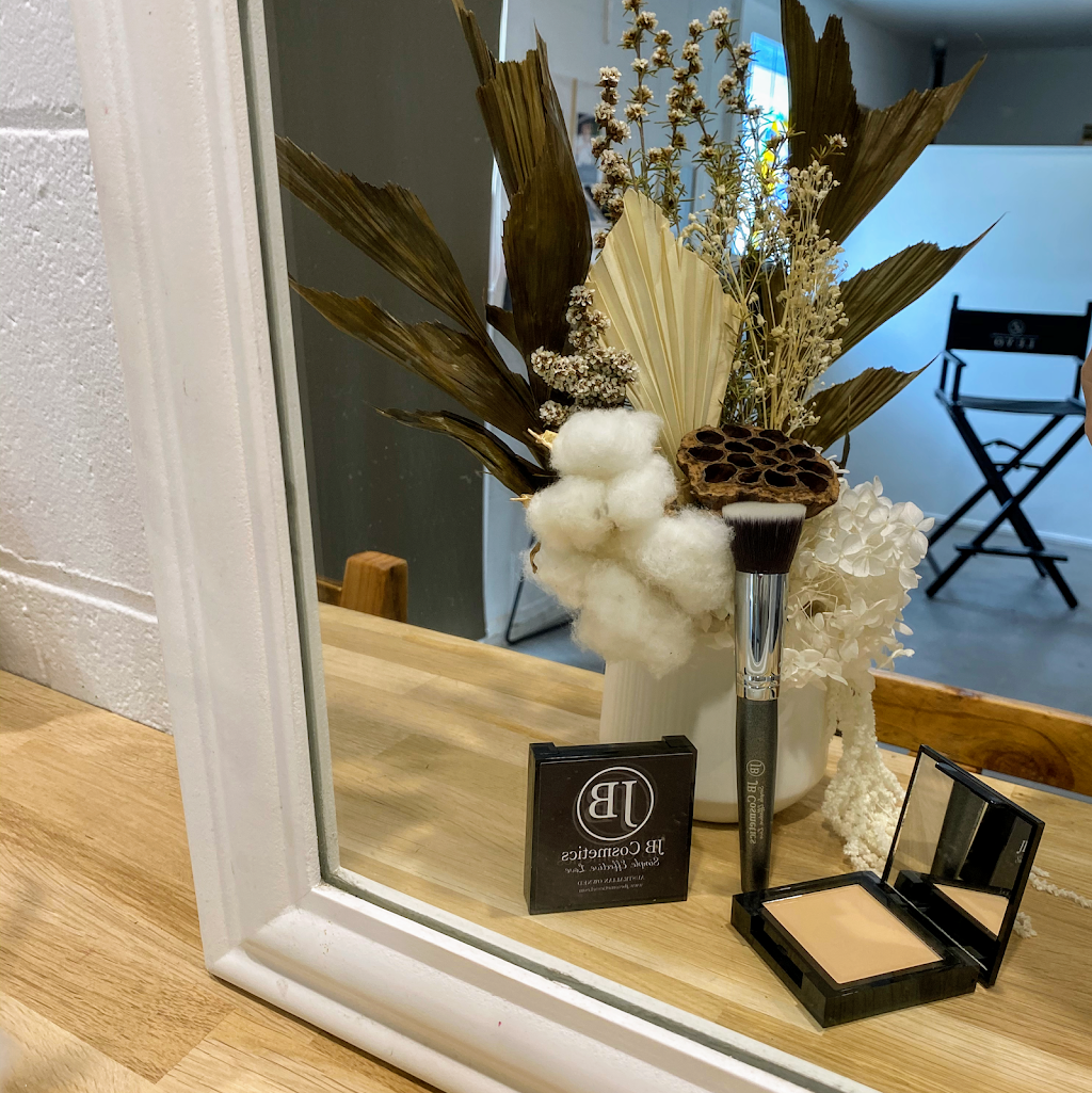 JB Cosmetics Skincare Makeup | 122 Angela Rd, Rockyview QLD 4701, Australia | Phone: 0438 792 027