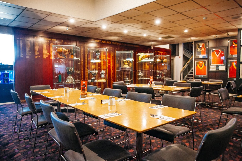 The Port Club | restaurant | 9 Queen St, Alberton SA 5014, Australia | 0884479902 OR +61 8 8447 9902