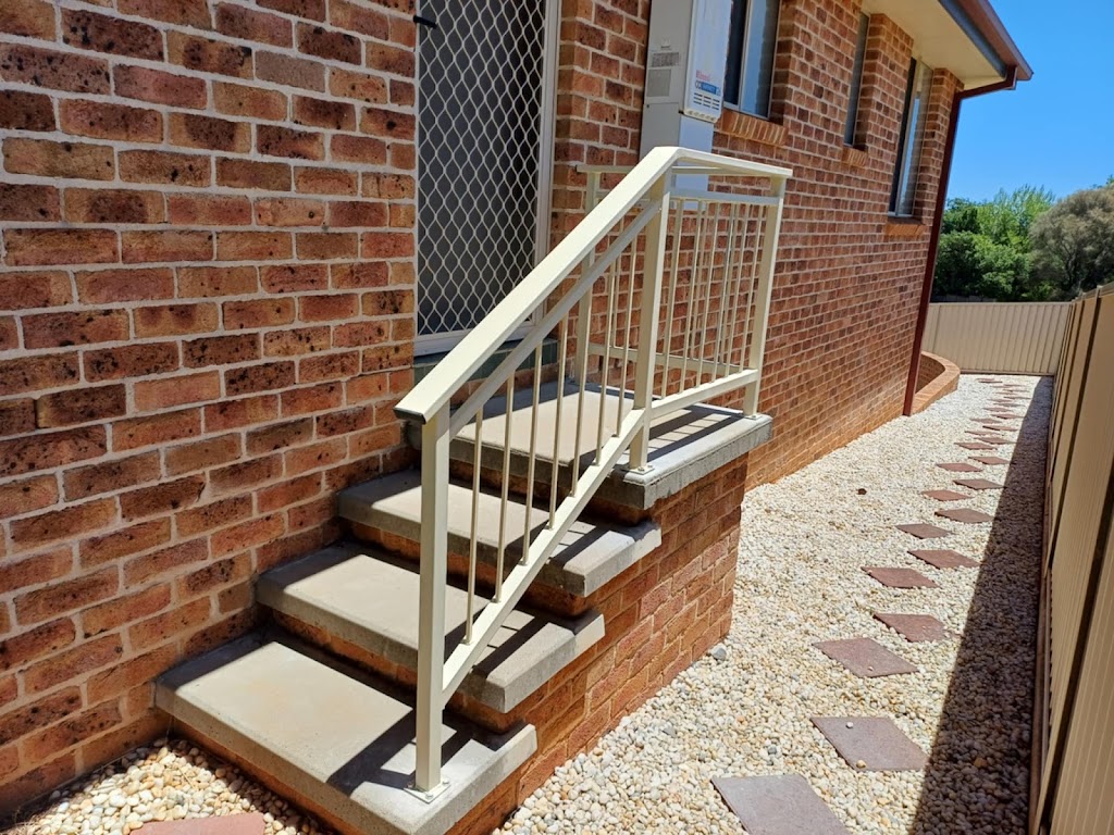 B&R Mowing and Welding | 1234 address street, Cowra NSW 2794, Australia | Phone: 0423 397 101