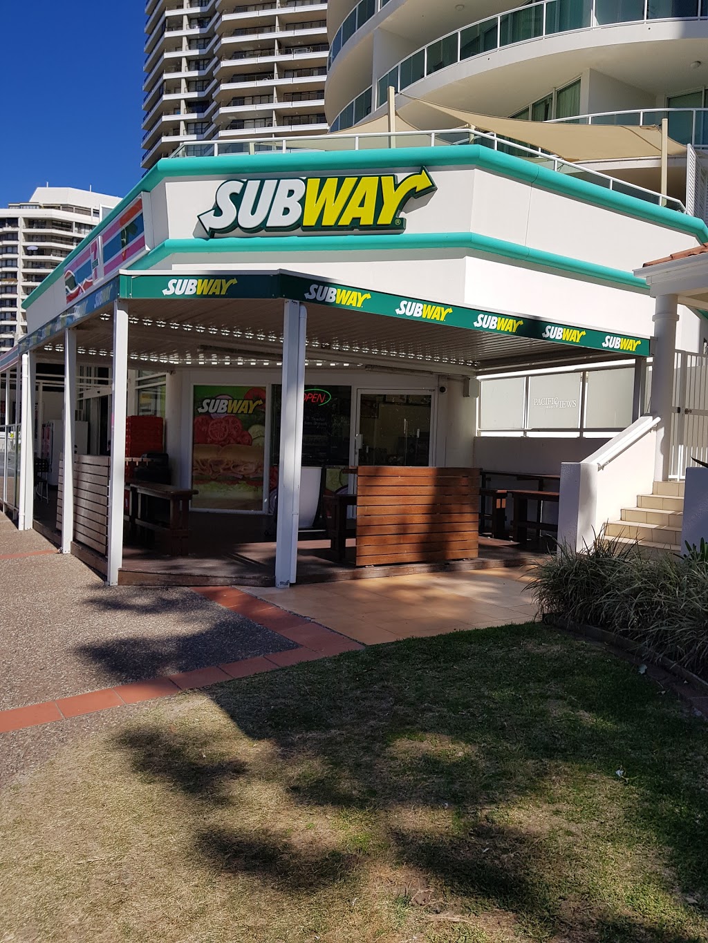 Subway® Restaurant | restaurant | 3568 Main Beach Parade, Main Beach QLD 4217, Australia | 0755264455 OR +61 7 5526 4455