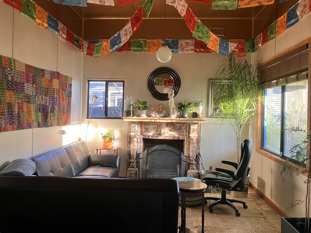 Natural Living and Being | 32 Fisher St, Stawell VIC 3380, Australia | Phone: 0437 523 901