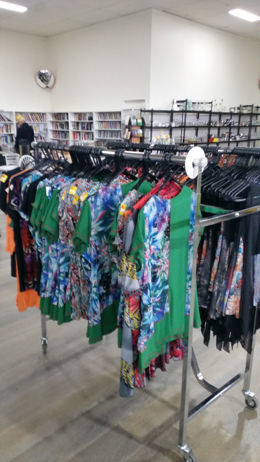 Salvos Stores Dandenong | store | 1/111-115 Lonsdale St, Dandenong VIC 3175, Australia | 0397922575 OR +61 3 9792 2575