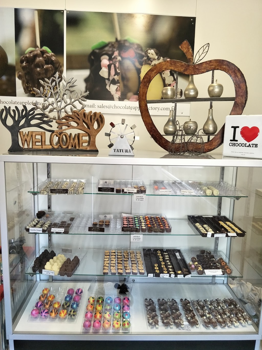 Chocolate Apple Factory | 7717 Goulburn Valley Hwy, Kialla VIC 3631, Australia | Phone: (03) 5823 2416