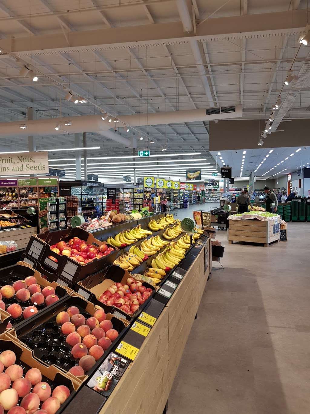 Woolworths Warralily | supermarket | 770 Barwon Heads Rd, Armstrong Creek VIC 3217, Australia | 0352649003 OR +61 3 5264 9003